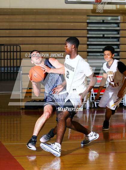 Thumbnail 2 in San fernando Valley East vs West (AllStar Game) photogallery.