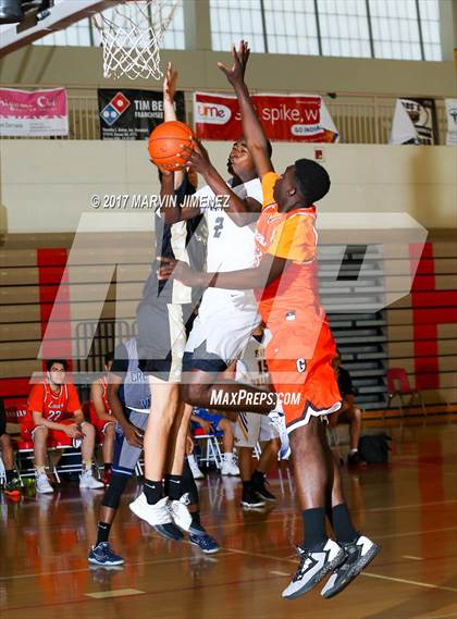 Thumbnail 1 in San fernando Valley East vs West (AllStar Game) photogallery.