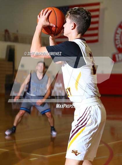 Thumbnail 2 in San fernando Valley East vs West (AllStar Game) photogallery.