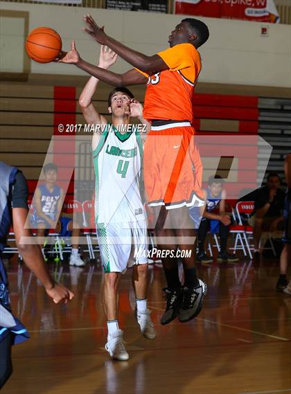 Thumbnail 2 in San fernando Valley East vs West (AllStar Game) photogallery.