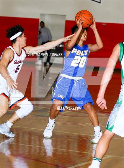Thumbnail 1 in San fernando Valley East vs West (AllStar Game) photogallery.