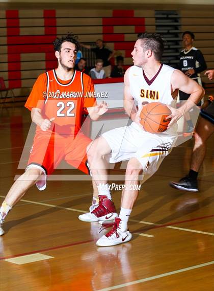 Thumbnail 3 in San fernando Valley East vs West (AllStar Game) photogallery.