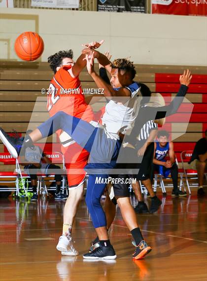 Thumbnail 1 in San fernando Valley East vs West (AllStar Game) photogallery.