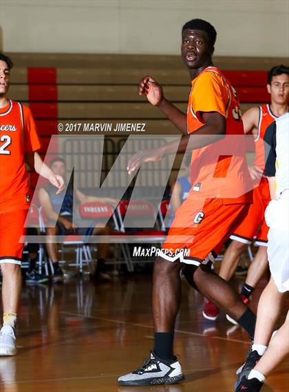 Thumbnail 1 in San fernando Valley East vs West (AllStar Game) photogallery.