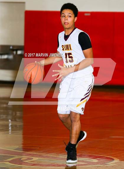 Thumbnail 1 in San fernando Valley East vs West (AllStar Game) photogallery.