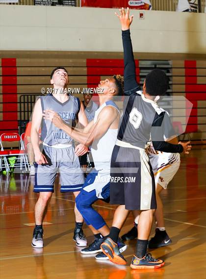Thumbnail 2 in San fernando Valley East vs West (AllStar Game) photogallery.