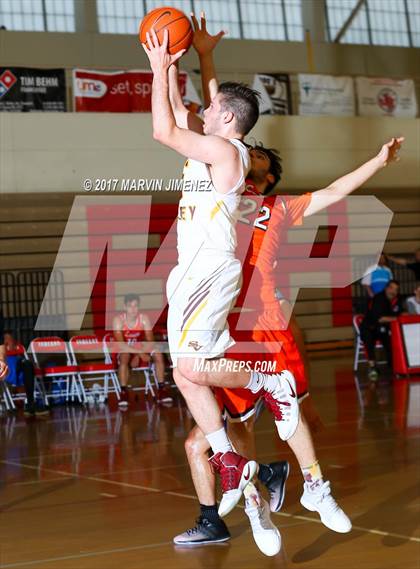 Thumbnail 1 in San fernando Valley East vs West (AllStar Game) photogallery.