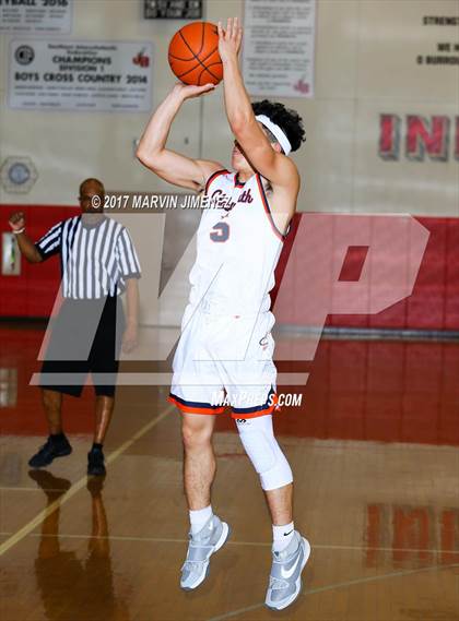 Thumbnail 3 in San fernando Valley East vs West (AllStar Game) photogallery.