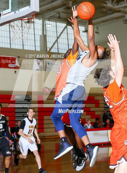 Thumbnail 2 in San fernando Valley East vs West (AllStar Game) photogallery.