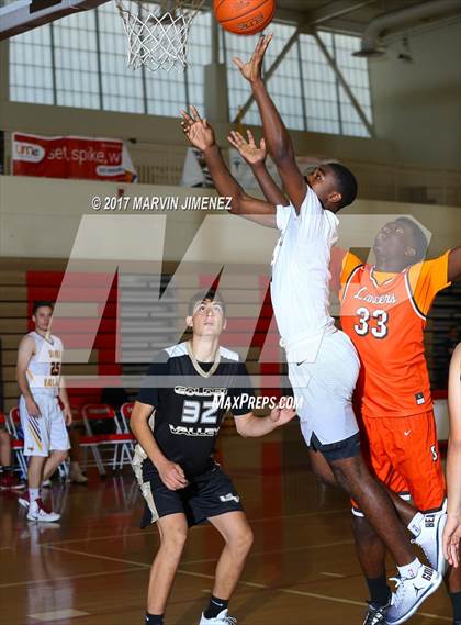 Thumbnail 1 in San fernando Valley East vs West (AllStar Game) photogallery.