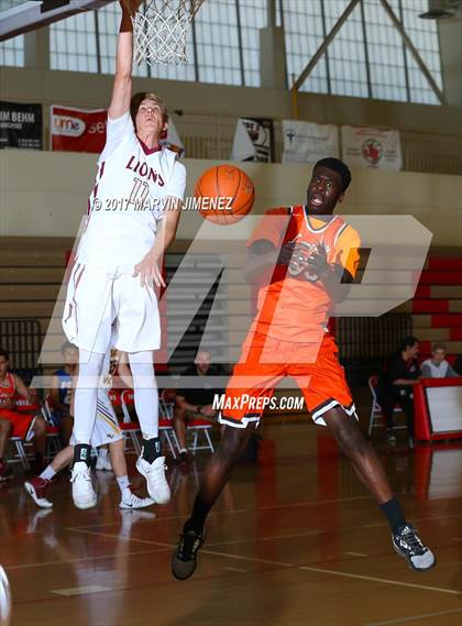 Thumbnail 2 in San fernando Valley East vs West (AllStar Game) photogallery.