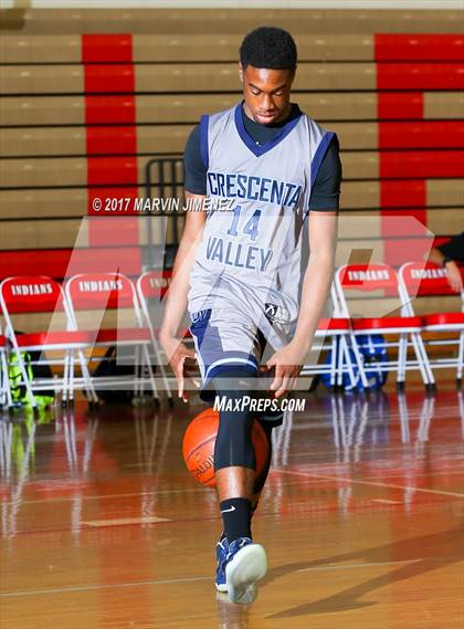 Thumbnail 1 in San fernando Valley East vs West (AllStar Game) photogallery.