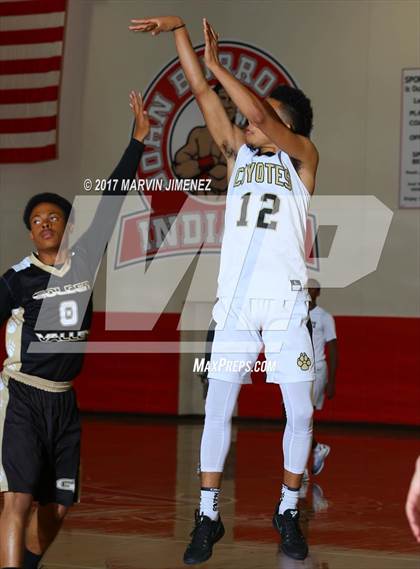 Thumbnail 3 in San fernando Valley East vs West (AllStar Game) photogallery.