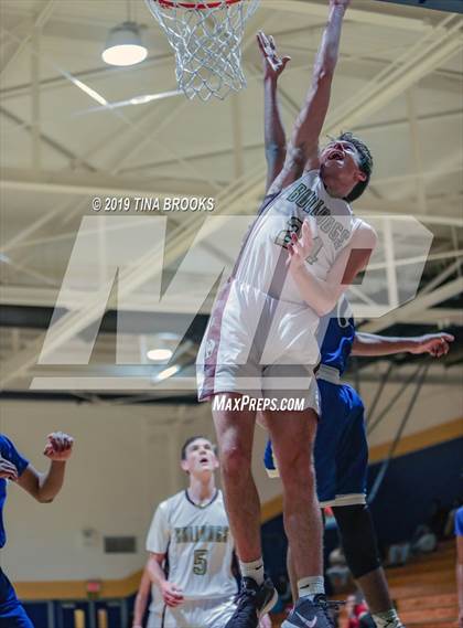 Thumbnail 2 in Dixon vs. Heide Trask photogallery.