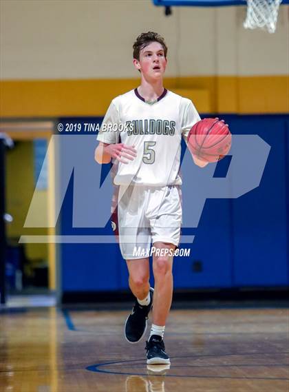 Thumbnail 2 in Dixon vs. Heide Trask photogallery.