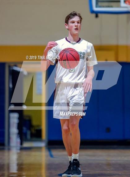 Thumbnail 3 in Dixon vs. Heide Trask photogallery.