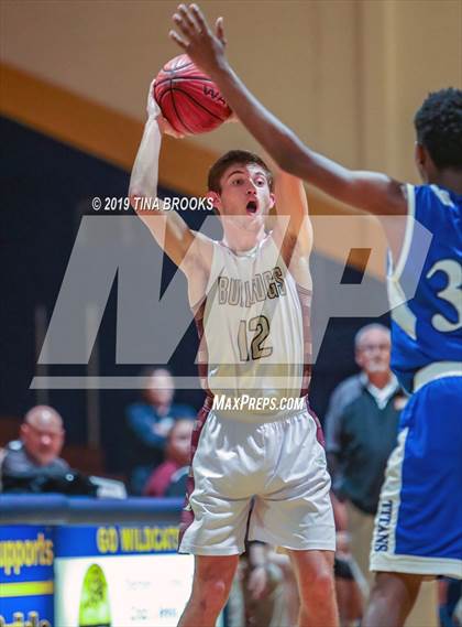 Thumbnail 3 in Dixon vs. Heide Trask photogallery.