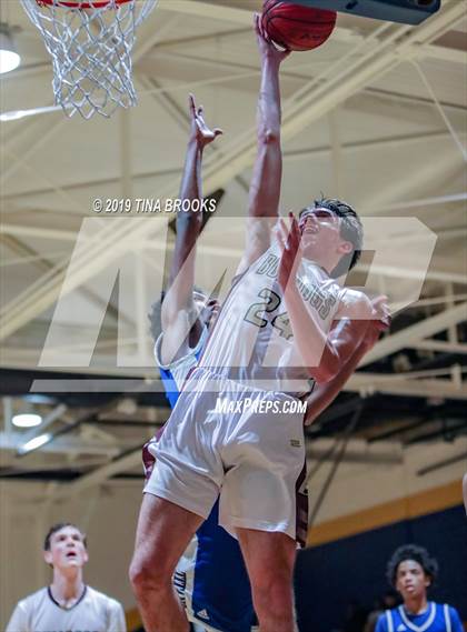 Thumbnail 1 in Dixon vs. Heide Trask photogallery.
