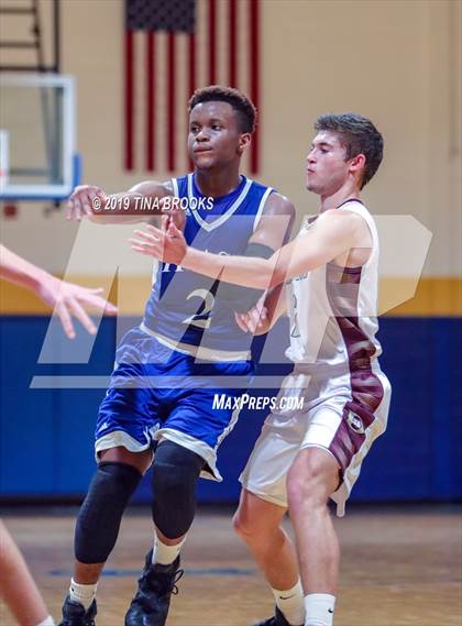 Thumbnail 3 in Dixon vs. Heide Trask photogallery.