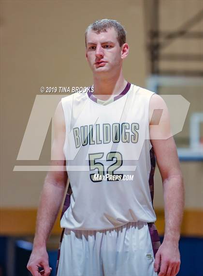Thumbnail 3 in Dixon vs. Heide Trask photogallery.