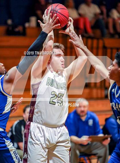 Thumbnail 2 in Dixon vs. Heide Trask photogallery.