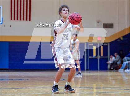 Thumbnail 1 in Dixon vs. Heide Trask photogallery.