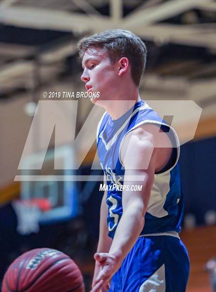 Thumbnail 1 in Dixon vs. Heide Trask photogallery.