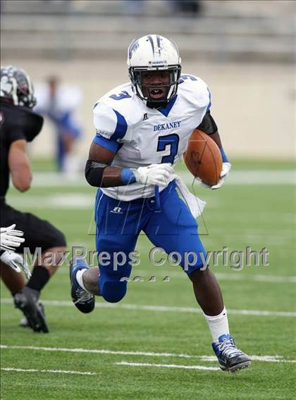 Thumbnail 1 in Dekaney vs. Mansfield Timberview (5A Div 2 Semifinal) photogallery.