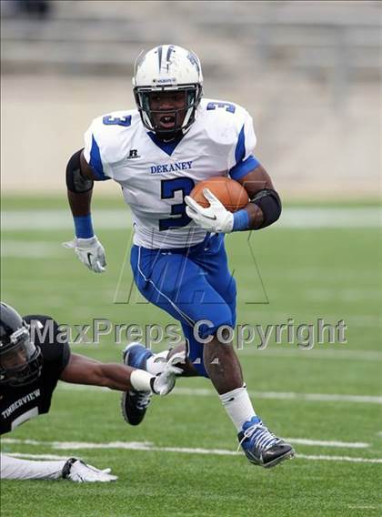 Thumbnail 3 in Dekaney vs. Mansfield Timberview (5A Div 2 Semifinal) photogallery.