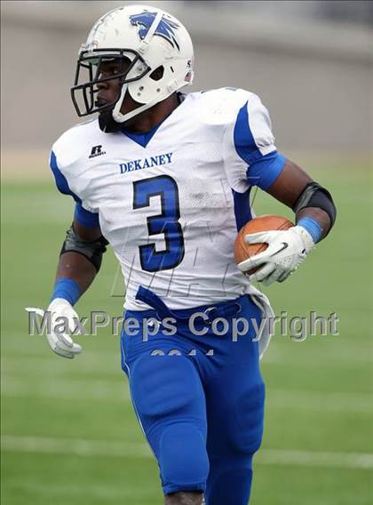 Thumbnail 2 in Dekaney vs. Mansfield Timberview (5A Div 2 Semifinal) photogallery.