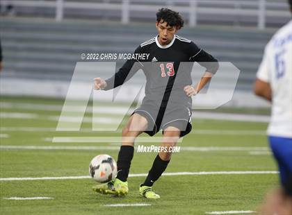 Thumbnail 2 in Hillcrest vs Seagoville (UIL 5A Bi District Playoff) photogallery.