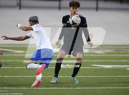 Thumbnail 2 in Hillcrest vs Seagoville (UIL 5A Bi District Playoff) photogallery.