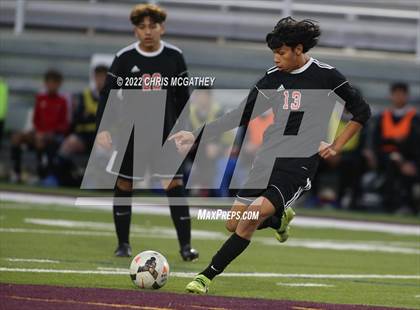 Thumbnail 1 in Hillcrest vs Seagoville (UIL 5A Bi District Playoff) photogallery.