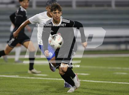 Thumbnail 2 in Hillcrest vs Seagoville (UIL 5A Bi District Playoff) photogallery.
