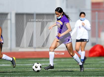 Thumbnail 1 in Paramount vs. Lynwood photogallery.