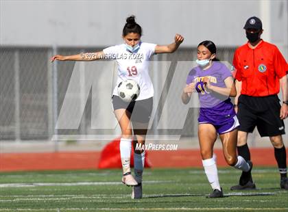 Thumbnail 2 in Paramount vs. Lynwood photogallery.