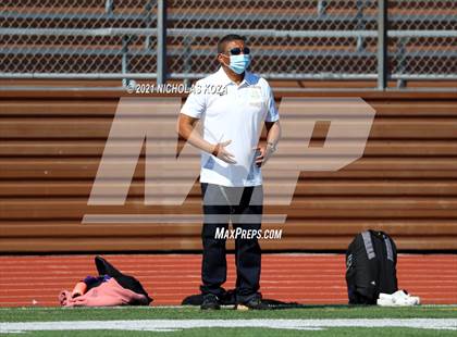 Thumbnail 1 in Paramount vs. Lynwood photogallery.