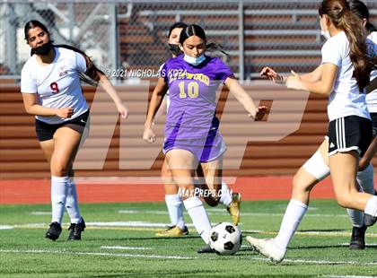 Thumbnail 1 in Paramount vs. Lynwood photogallery.