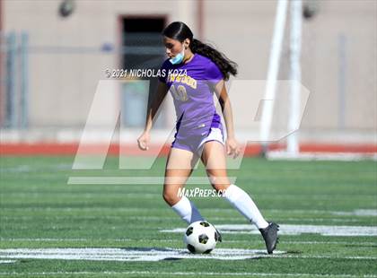 Thumbnail 1 in Paramount vs. Lynwood photogallery.