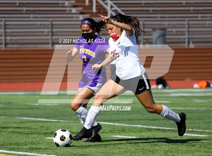 Thumbnail 1 in Paramount vs. Lynwood photogallery.