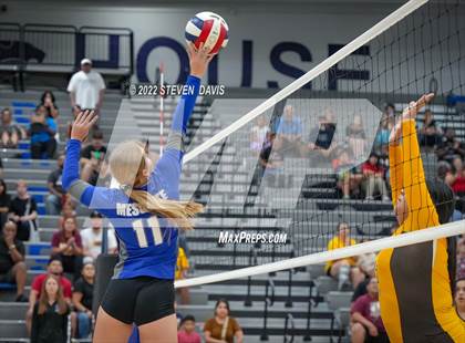 Thumbnail 2 in Marcos de Niza @ Mesquite photogallery.