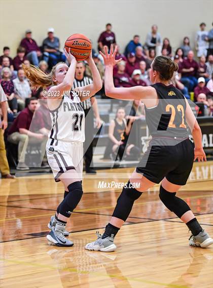 Thumbnail 2 in Thorndale vs Flatonia (UIL 2A Reg IV Bi-District) photogallery.