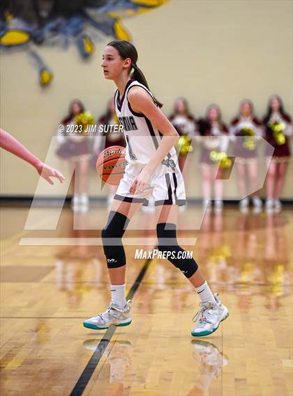 Thumbnail 1 in Thorndale vs Flatonia (UIL 2A Reg IV Bi-District) photogallery.