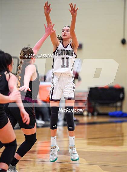 Thumbnail 2 in Thorndale vs Flatonia (UIL 2A Reg IV Bi-District) photogallery.