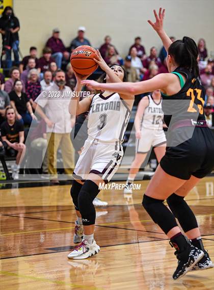 Thumbnail 1 in Thorndale vs Flatonia (UIL 2A Reg IV Bi-District) photogallery.