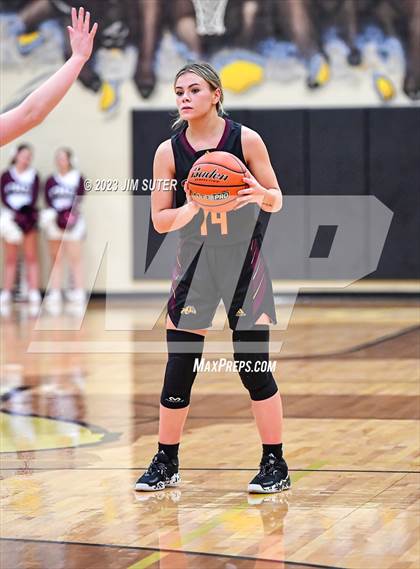 Thumbnail 2 in Thorndale vs Flatonia (UIL 2A Reg IV Bi-District) photogallery.