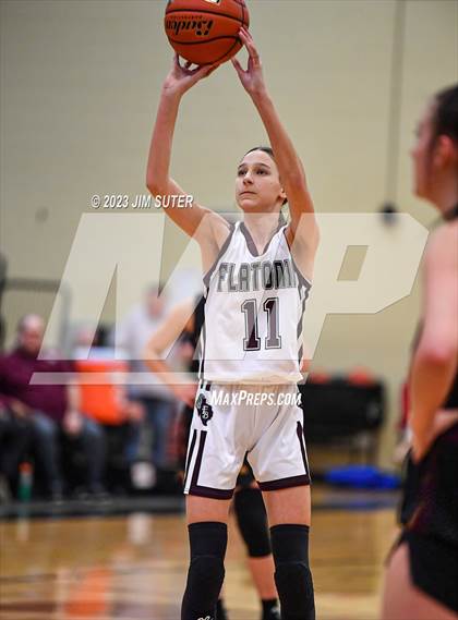 Thumbnail 1 in Thorndale vs Flatonia (UIL 2A Reg IV Bi-District) photogallery.
