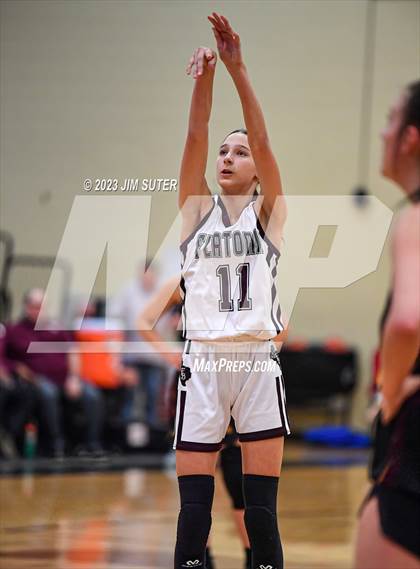 Thumbnail 2 in Thorndale vs Flatonia (UIL 2A Reg IV Bi-District) photogallery.