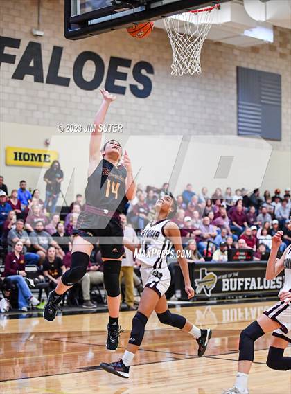 Thumbnail 2 in Thorndale vs Flatonia (UIL 2A Reg IV Bi-District) photogallery.