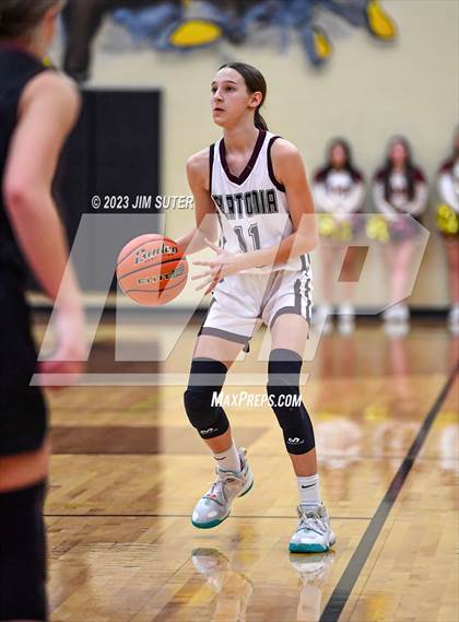Thumbnail 1 in Thorndale vs Flatonia (UIL 2A Reg IV Bi-District) photogallery.